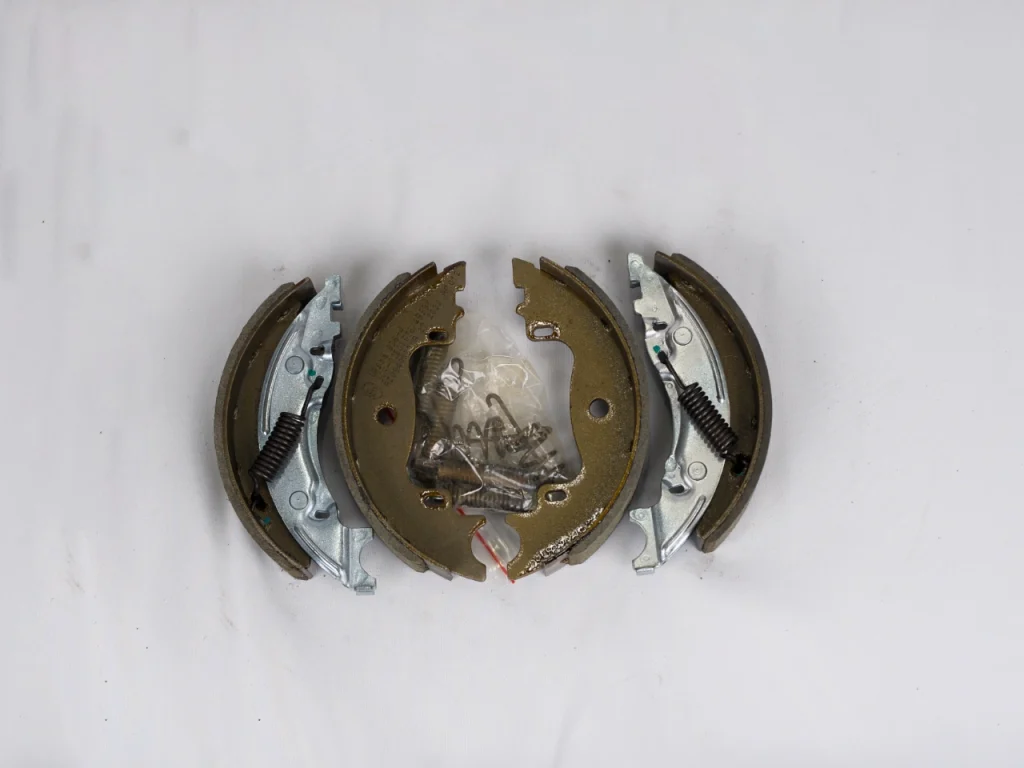 URBBD836-4 Trailer Brake Shoe Set