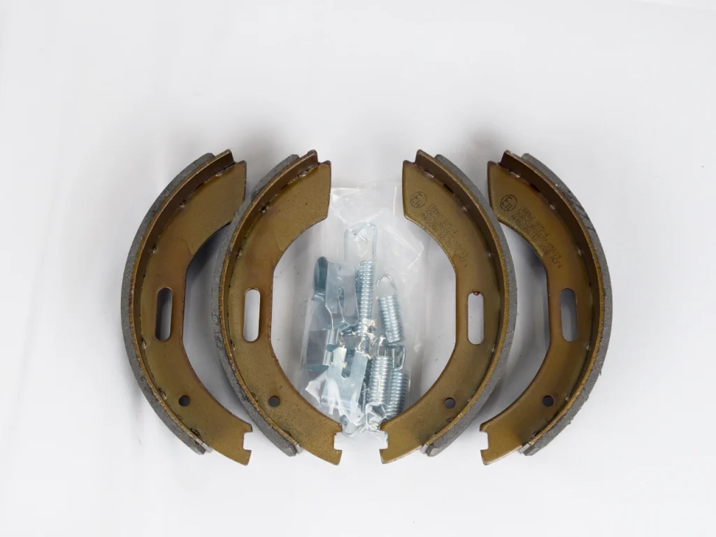 URBBD875-4 Trailer Brake Shoe Set